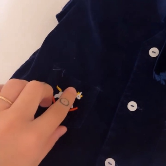 Vintage mini togs velvet navy blue vest with rocking horses and bow tie - Picture 4 of 5